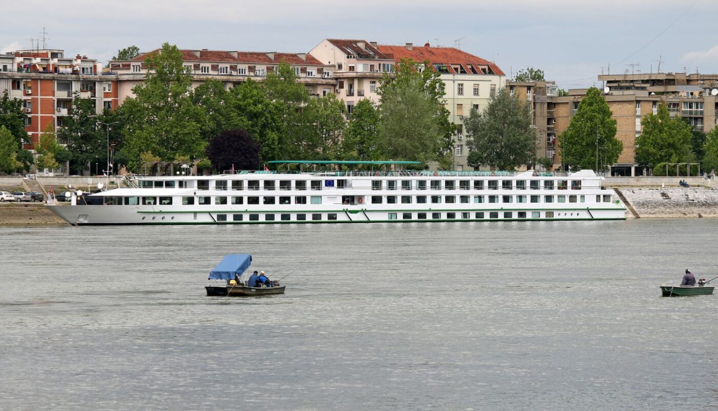 Amsterdam drastično smanjuje broj riječnih kruzera